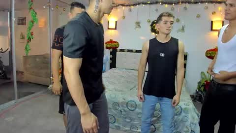 Team Cris Darwin- Fernando- Stiven- David online show from 12.17.25