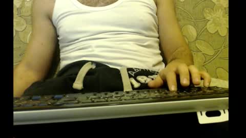 Snapshot of mastership02 chatting on 11.18.25 Master online show from 11.18.25