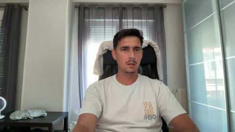 Aaron online show from 06.11.26