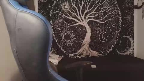 Snapshot of mateo60_ chatting on 10.19.25 Mateo online show from 10.19.25