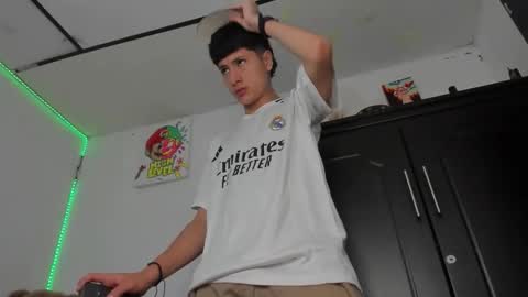 mateo_escobar online show from 11.19.25