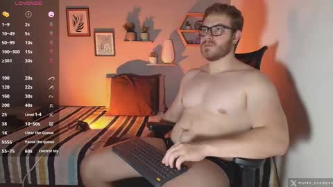 Snapshot of mateo_ocampo chatting on 11.16.25 Mateo Ocampo online show from 11.16.25