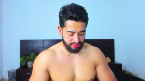 Mathew Flintt  online show from 09.18.25