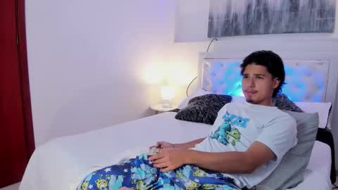 Snapshot of mathewadams chatting on 10.03.25 Mathew online show from 10.03.25