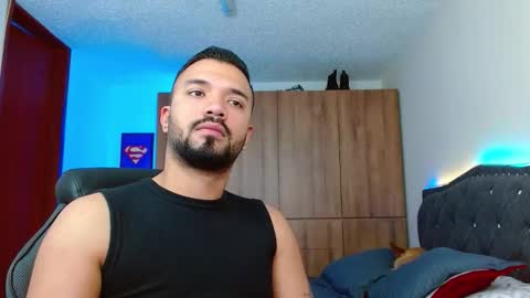 Snapshot of mathewhot3 chatting on 11.17.25 mathewhot3 online show from 11.17.25