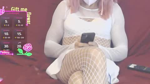 LooLa online show from 11.19.25