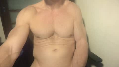 MatiasMatureMuscle online show from 07.11.26