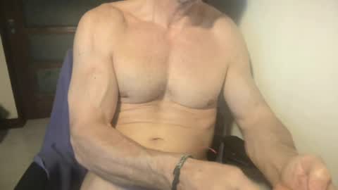 MatiasMatureMuscle online show from 07.13.26