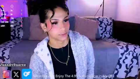 Snapshot of matiu_stonne chatting on 11.23.25 Abby Bella online show from 11.23.25