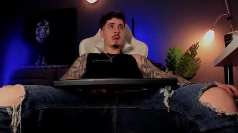 Snapshot of matt_thestud chatting on 04.27.26 Matt online show from 04.27.26