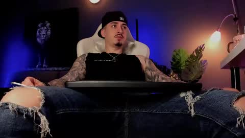 Snapshot of matt_thestud chatting on 05.01.26 Matt online show from 05.01.26