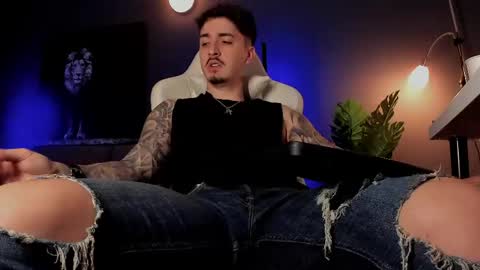 Snapshot of matt_thestud chatting on 05.21.26 Matt online show from 05.21.26