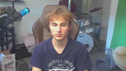 Snapshot of mattcashxxx chatting on 09.11.25 Matt Cash online show from 09.11.25