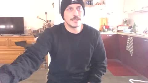 Snapshot of matteushh87 chatting on 02.20.25 matteushh87 online show from 02.20.25