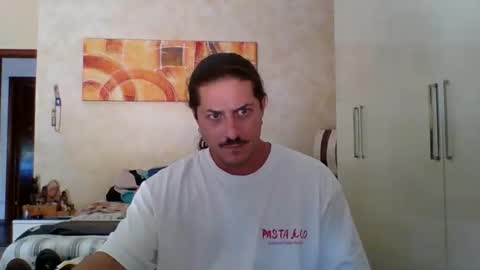 Snapshot of matteushh87 chatting on 09.18.25 matteushh87 online show from 09.18.25