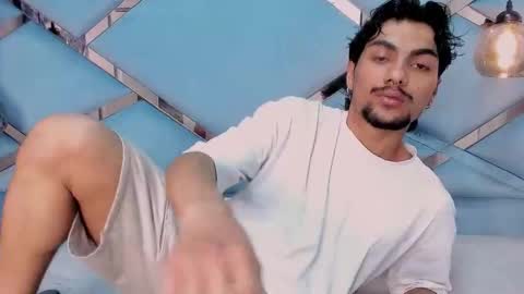 Snapshot of mattfiore chatting on 11.10.25 mattfiore online show from 11.10.25