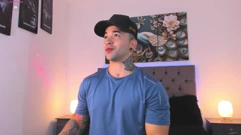 Matthew INDEPENDENT MODEL online show from 03.21.26