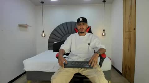 Matthew online show from 01.14.26