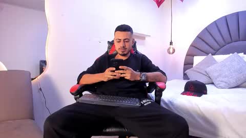 Matthew online show from 03.25.26