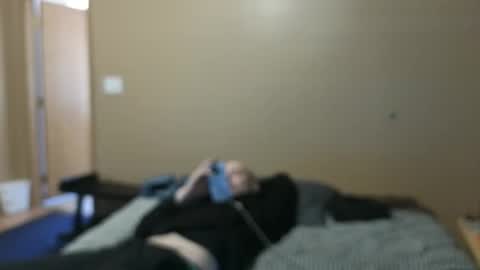 MH online show from 04.10.26