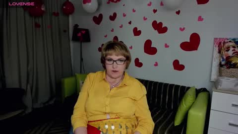 Snapshot of mature_blonde7 chatting on 02.07.25 Lana online show from 02.07.25