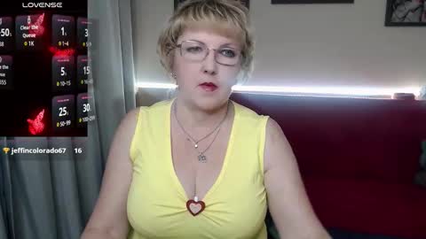 Snapshot of mature_blonde7 chatting on 11.28.25 Lana online show from 11.28.25