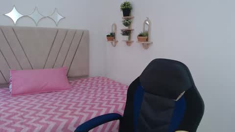 Martina online show from 04.08.26