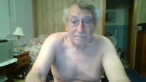 Snapshot of maturecouple1954 chatting on 02.16.25 SXECPL55 at G mail Dot Com online show from 02.16.25