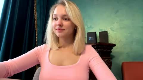 Eva  1st day online show from 06.18.26
