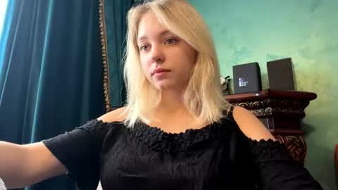 Eva  1st day online show from 07.11.26