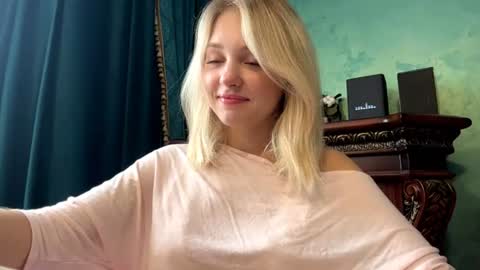 Eva  1st day online show from 07.14.26