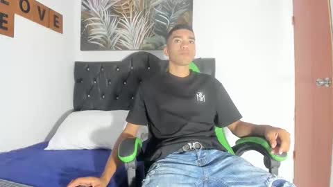 Snapshot of mauricio_smiith chatting on 03.02.26 MAURICIO online show from 03.02.26