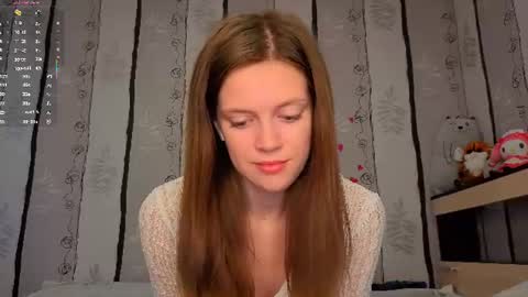 Snapshot of maurineneverman chatting on 06.21.26 Lucy online show from 06.21.26