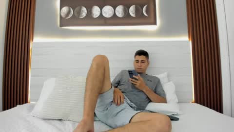 Snapshot of mauro_boy chatting on 06.30.26 mauro_boy online show from 06.30.26