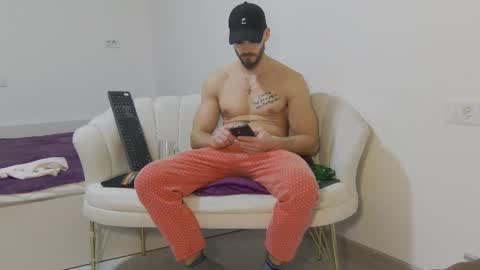 mauro_real_man online show from 02.14.26