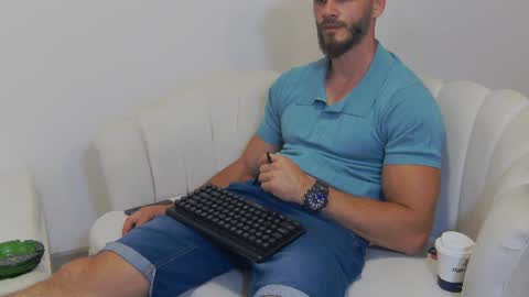 Snapshot of mauro_real_man chatting on 06.18.26 mauro_real_man online show from 06.18.26
