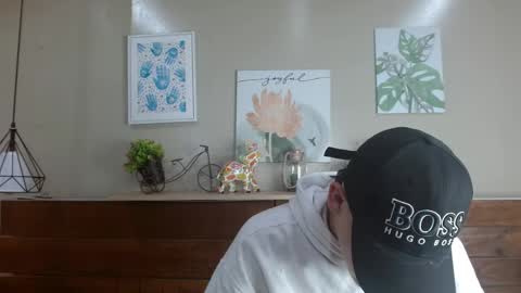 Max online show from 06.04.26