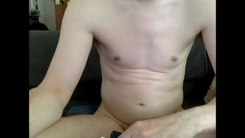 Snapshot of max380938 chatting on 05.26.26 max380938 online show from 05.26.26
