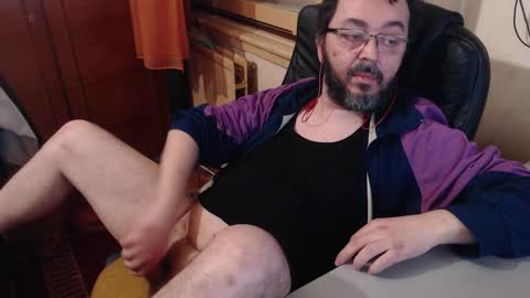 Max online show from 12.24.24