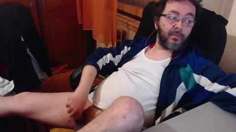 Max online show from 02.08.25