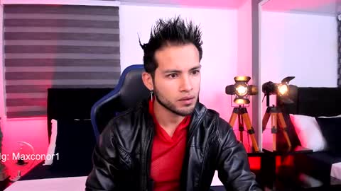 Snapshot of max_conor_ chatting on 03.06.25 Max Conor online show from 03.06.25