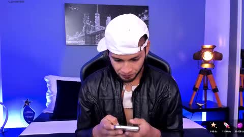 Snapshot of max_conor_ chatting on 09.26.25 Max Conor online show from 09.26.25