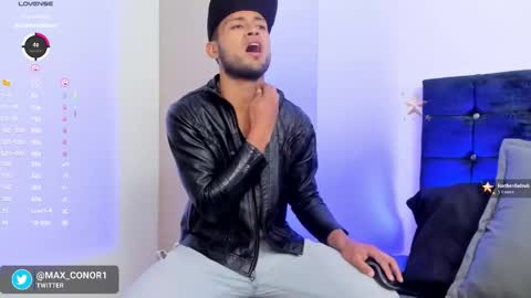 Snapshot of max_conor_ chatting on 10.24.25 Max Conor online show from 10.24.25