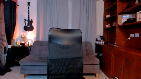 max D. online show from 01.29.25