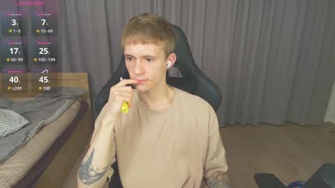 Max Gen with tats 24years  And Ethan without tats 20 years online show from 02.10.25