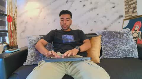 Max Hornye online show from 04.11.26