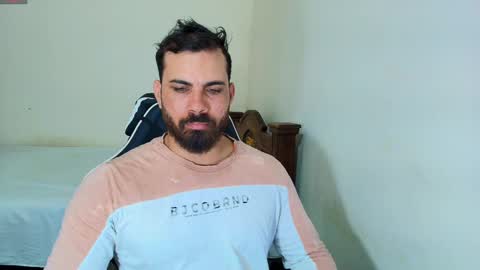 Snapshot of max_love25 chatting on 10.18.25 max_love25 online show from 10.18.25