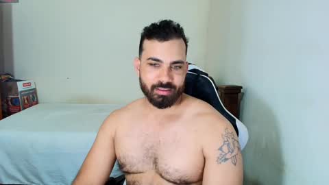 Snapshot of max_love25 chatting on 11.03.25 max_love25 online show from 11.03.25