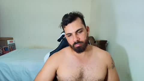 Snapshot of max_love25 chatting on 11.22.25 max_love25 online show from 11.22.25