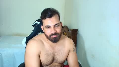 Snapshot of max_love25 chatting on 11.27.25 max_love25 online show from 11.27.25